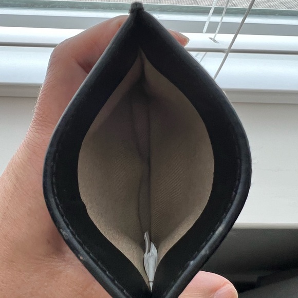 J Crew Black Cardholder - Picture 6 of 6